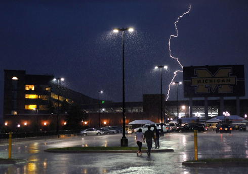 Obama_Stadium_Storm.jpg