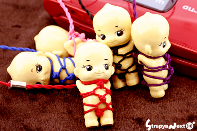 bondagekewpies.jpeg